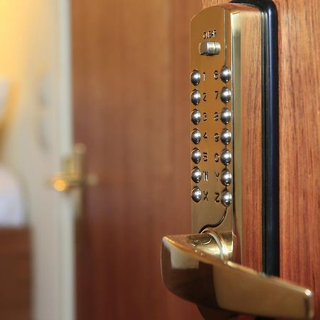 Hotelschip Antje เดนเฮลเดอร์ ภายนอก รูปภาพ