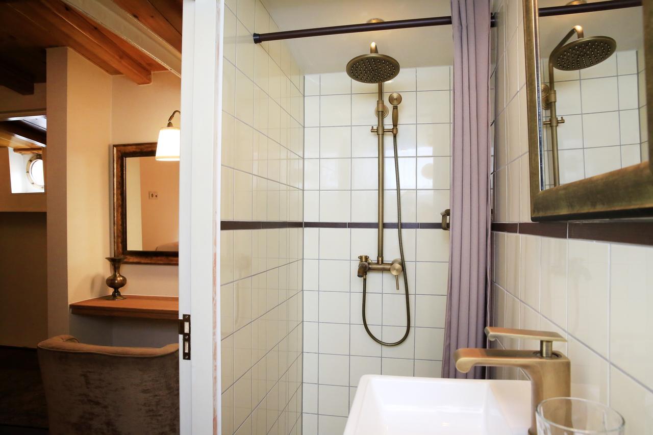 Hotelschip Antje เดนเฮลเดอร์ ภายนอก รูปภาพ